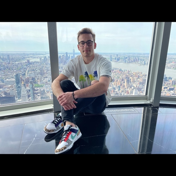 Meet your Posher, Zach - Picture 2 of 16